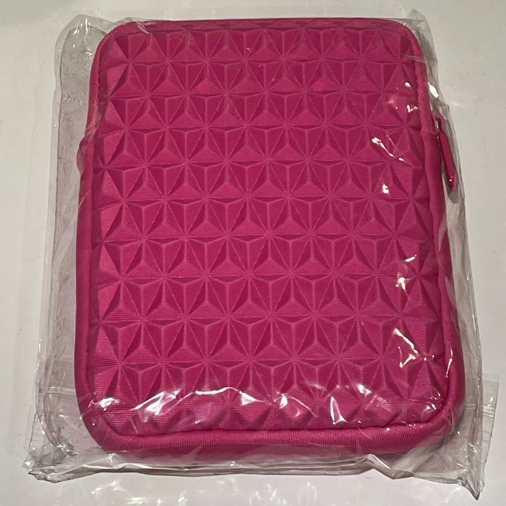 EVE CASE- TABLET CASE. - Picture 4 of 5